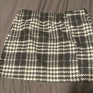 Stylish Black and White Checkered Skirt